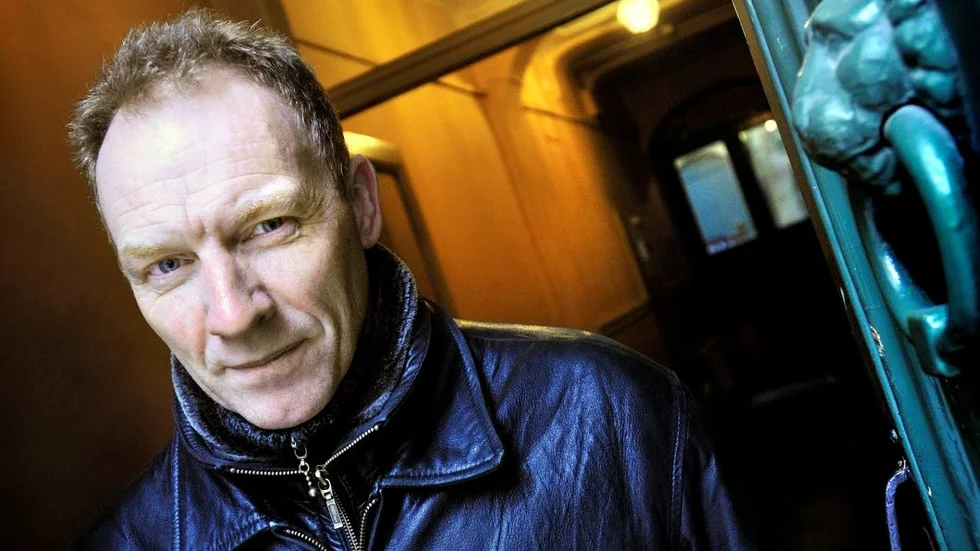 Jón Kalman Stefánsson, född 1963, fick sitt genombrott med romanen "Sommarljus, och sen kommer natten", som gav honom det stora isländska litteraturpriset 2005.