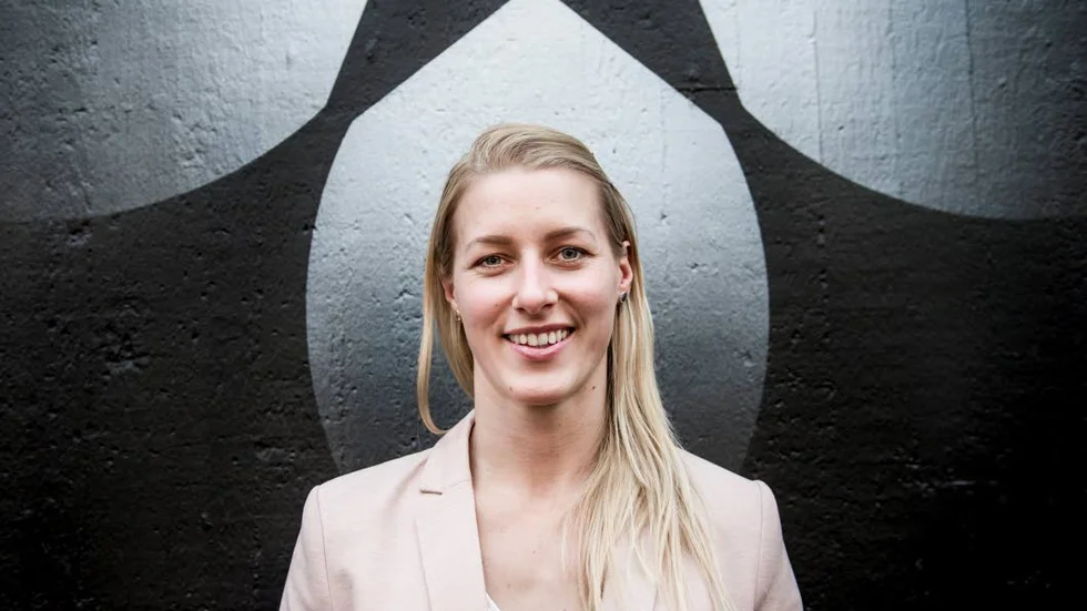 Sågar. DIF-profilen Danijela Rundqvist är inte helt nöjd med Leif Boork som förbundskapten för Damkronorna.