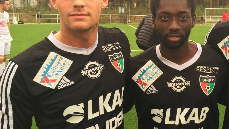 Aaron Spear och Samuel Nawio nätade i den första halvleken.