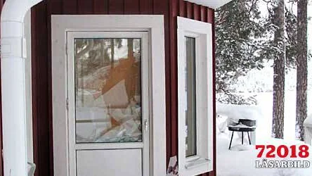VIP-stugan vid älven har fått altandörren krossad.