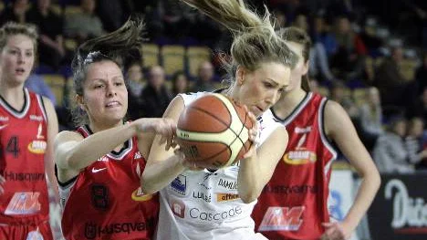 Emma Nilsson gjorde en stark insats med 22 poäng när Luleå knäckte fräcke nykomlingen Kvarnby med 90-79 på bortaplan.