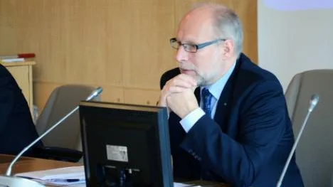 Stefan Attefall, civil- och bostadsminister, fick information om insatserna vid Herculesolyckan under ett möte i Kiruna. "Det praktiska städarbetet hade inte kunnat komma igång så mycket tidigare", säger han.FOTO: Maria Unga