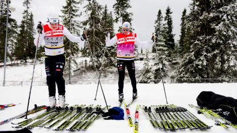 Larry Poromaa och Charlotte Kalla under en världskuppstävling.