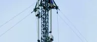 Kommunen godkände  bygglov för bygget av en mobilmast utan att markägaren fick säga sitt