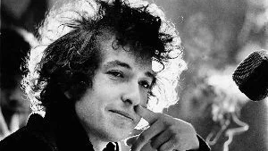 På den här bilden, tagen 1966, var Bob Dylan kanske på den absoluta toppen av sin karriär. USA hade börjat bubbla av protestlusta och det verkade som om Dylan satte ord på vad alla tänkte.
FOTO: PRESSENS BILD/ARKIV