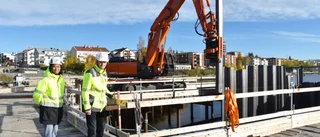 Arbetet på Karlgårdsbron är igång: ”Snart jobbar vi på bred front över hela älven” • Då beräknas bygget vara klart