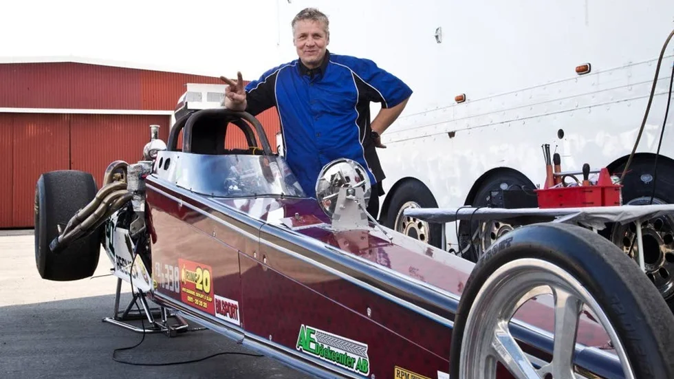 Per-Erik Lindgren, från Piteå, har gjort det igen – blivit svensk mästare i dragracing. Hans femte guld totalt.