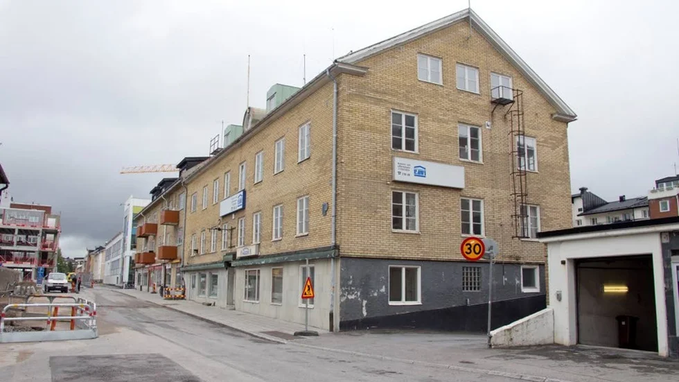 Piteå-Tidningens gamla byggnad är kallställt och förberett för rivning.