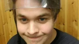 MÅLANDE MÅLVAKT. Viktor Nilsson gjorde både mål och höll nollan i en och samma hockeymatch.