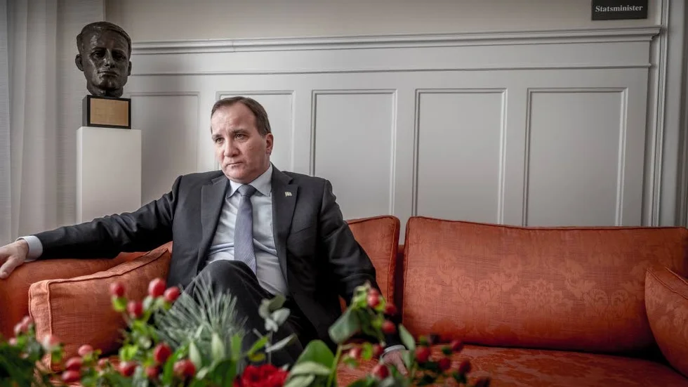 ”Man gör sin plikt, man anstränger sig – och då får man sina rättigheter”, säger statsminister Stefan Löfven i en stor DN-intervju.
