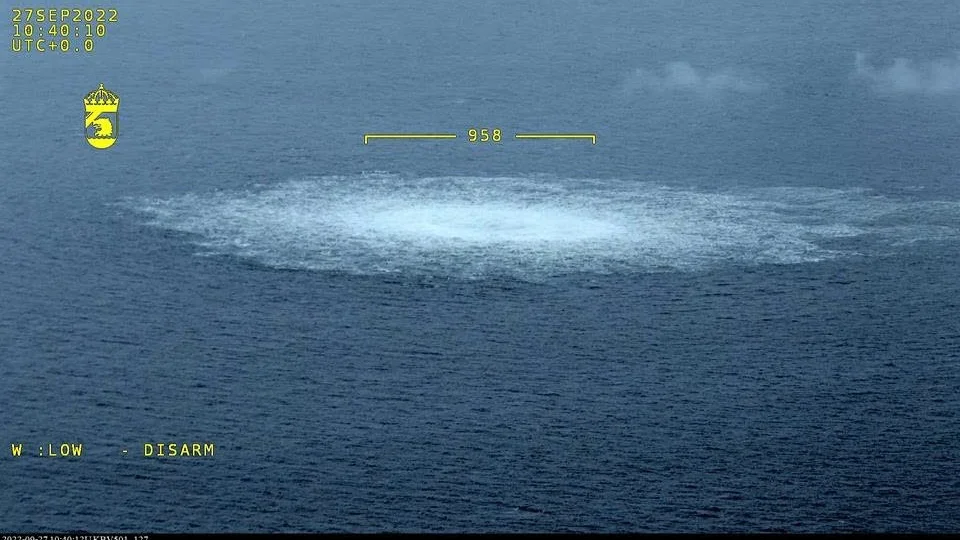Gasläckan i Östersjön från Nord Stream fotograferad från Kustbevakningens flygplan den 27 september.