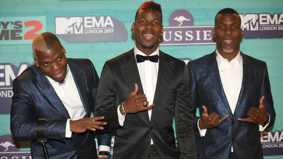 Mathias Pogba, till vänster, nekar att vara inblandad i utpressningen av sin bror Paul Pogba, mitten. Arkivbild.