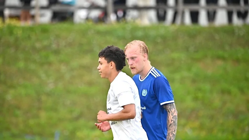 Jonathan Berglunds första mål för säsongen kom i skärgårdsderbyt mot Rönnskär.
