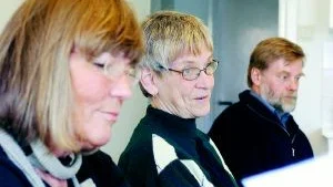 Foto: ANDERS LILJEGREN Kerstin Frosterud, Ingegerd Karlsson och Åke Andersson hoppas på stor uppslutning i de olika aktiviteterna under demokrativeckan.