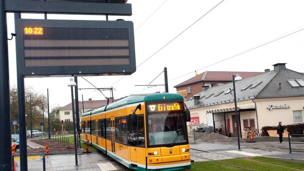 Spårvagnen passerar Ljura på väg mot Navestad, den senaste stora spårvägsutbyggnaden. När ska det bli Vilbergens tur? 

Foto: Jan Forsby
