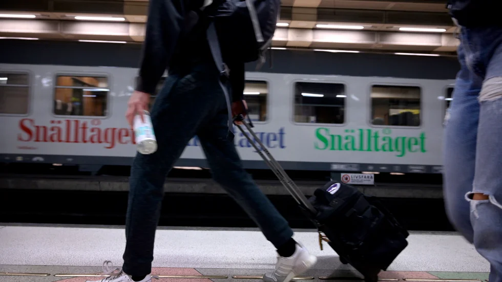 Snälltåget, dock på en annan station än Flens. 