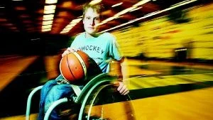 Erik Nylander kommer att söka till den nya basketlinjen på Hagaskolan. "Det kommer absolut att hjälpa mig i min utveckling som spelare", säger han.
