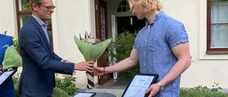 Ung Västerviksbo hyllas för uppfinning – kom på idén på gymmet: "Lanseras förhoppningsvis nästa vecka"