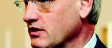 Ledare: Maud och Bildt utmanar