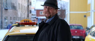 Larm i alla taxibilar