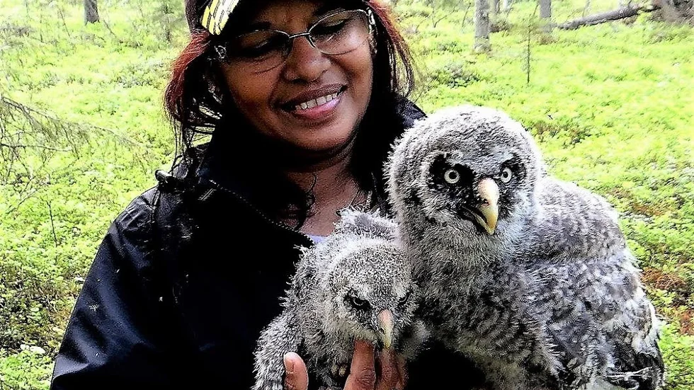 Tulani Bergström, Norrfjärden, är och hälsar på i Sri Lanka. "Vi rädda och har stängt in oss i huset".