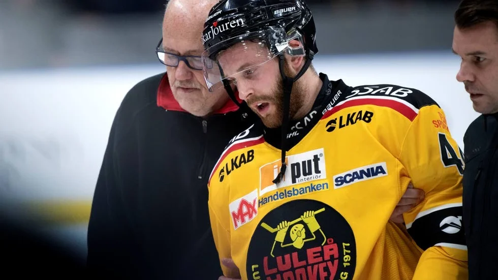 Mattias Guter fick föras till sjukhus efter en smäll mot huvudet.