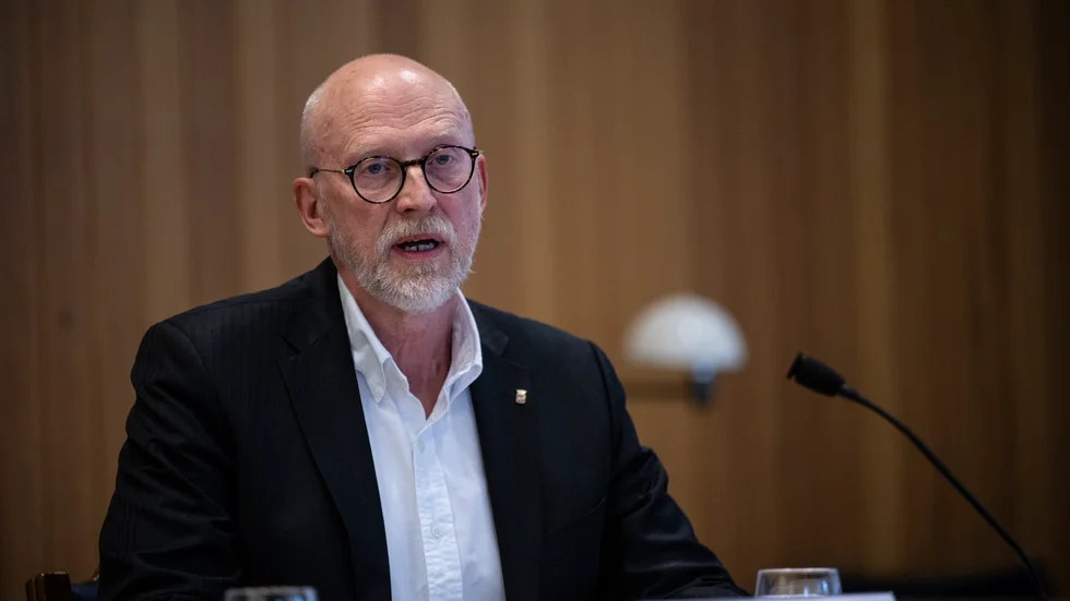 Hayne Hedin, tillförordnad förvaltningschef för grundskoleförvaltningen i Borås, berättar att varningssignaler fanns redan innan polisutredningen kring den våldtäktsmisstänkte läraren inleddes.