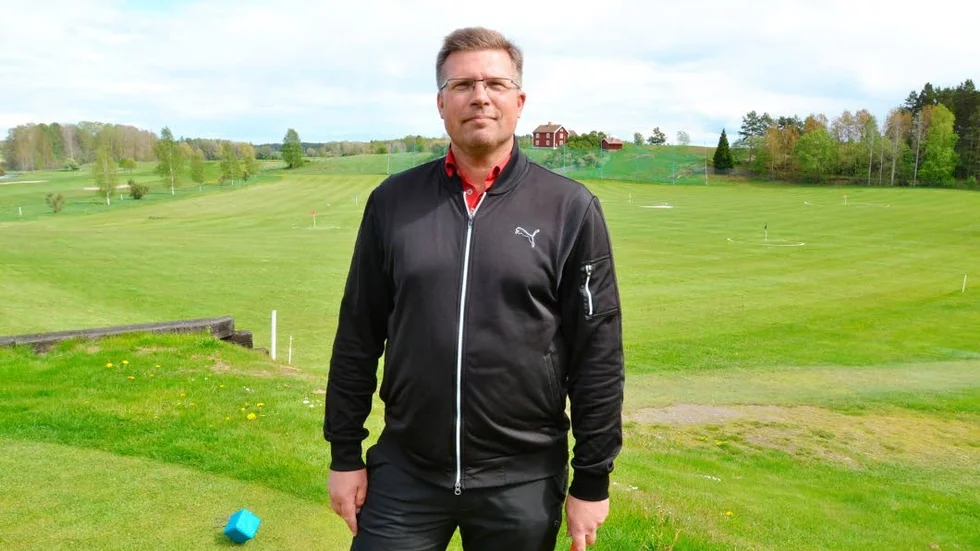 Laddar för jubileet. Robert Järvinen är ansvarig för 50-årsfirandet hos Finspångs Golfklubb och laddar nu inför vecka 30, som går i jubileets tecken.
