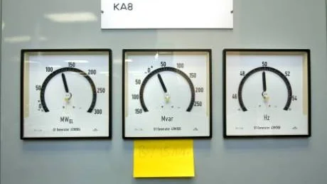 Här kan man följa elproduktionen i Bråvallaverkets kontrollrum.