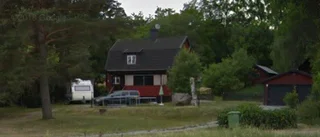 57-åring ny ägare till hus i Fjärdhundra - 1 710 000 kronor blev priset