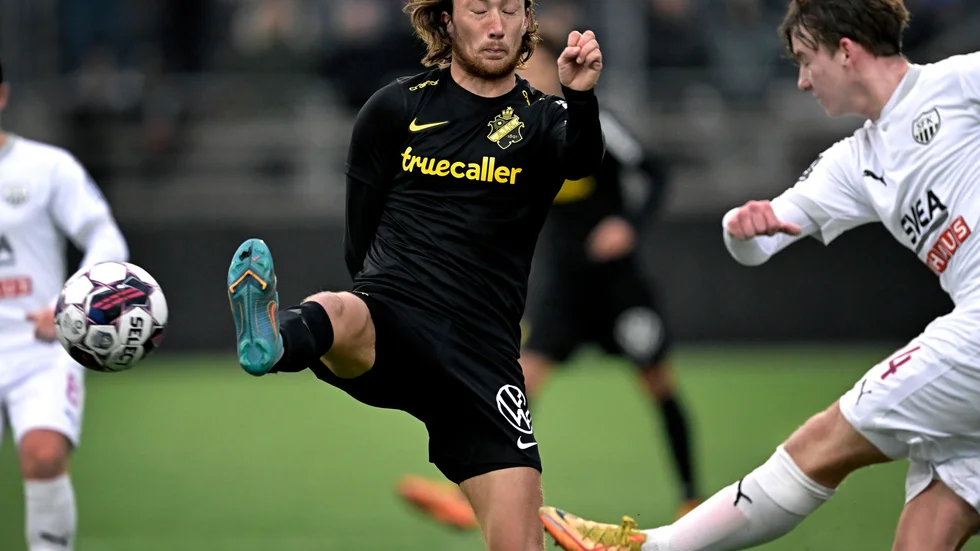 AIK:s Axel Björnström i samband med en träningsmatch mellan AIK och Sollentuna på Skytteholms IP. Arkivbild.