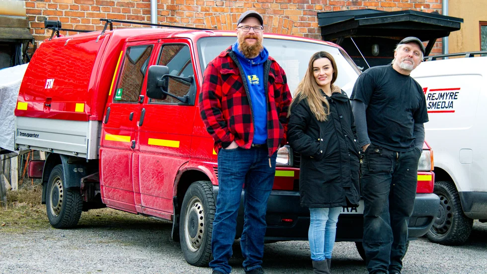 Erik Ärlebäck, Johanna Bådmyr och Michael Maasing har ett ideellt engagemang att hjälpa Ukraina och stöttar varandra i arbetet.