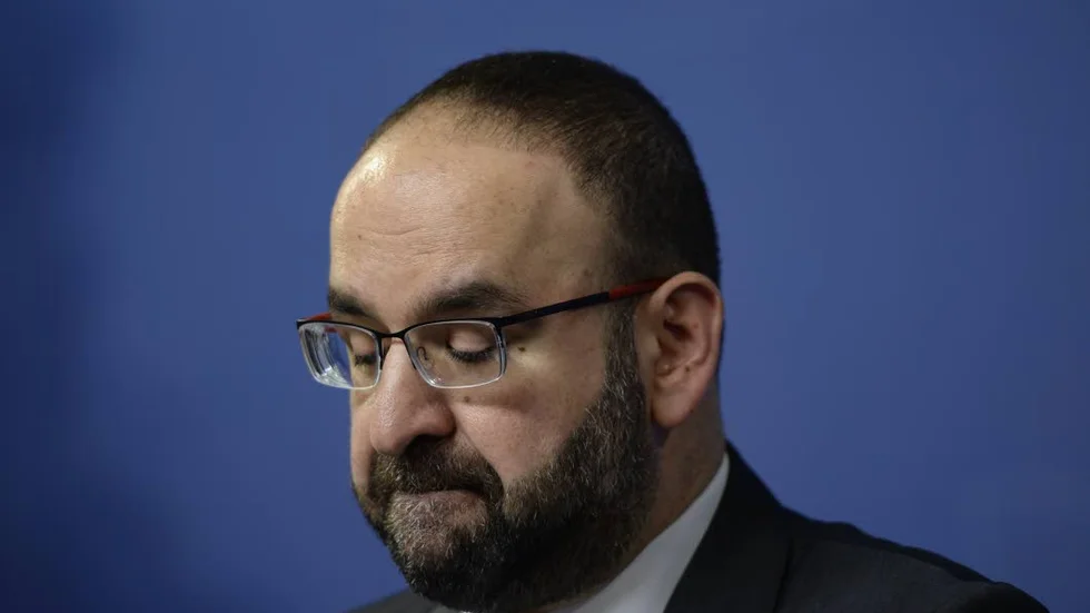 DÅLIGT OMDÖME. Problemet var att Mehmet Kaplan gång på gång visade dåligt omdöme.