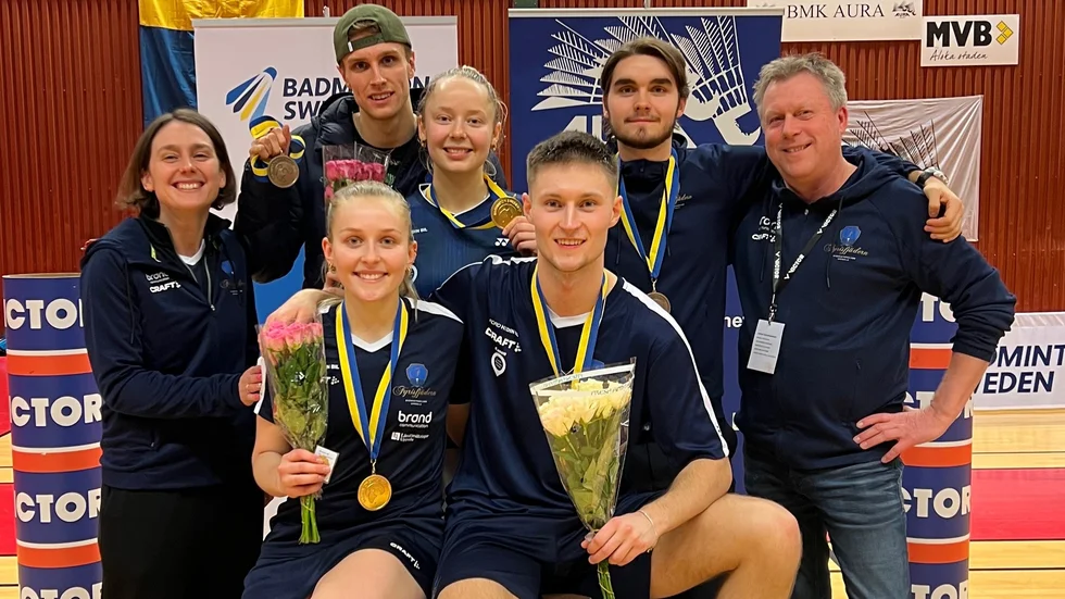 Fyrisfjädern kammade hem fem medaljer på SM i Malmö. Fr. vänster Johan Azelius, Edith Urell, Osxar Reuterhäll, Tilda Sjöö och Melker Zickerman Bexell.