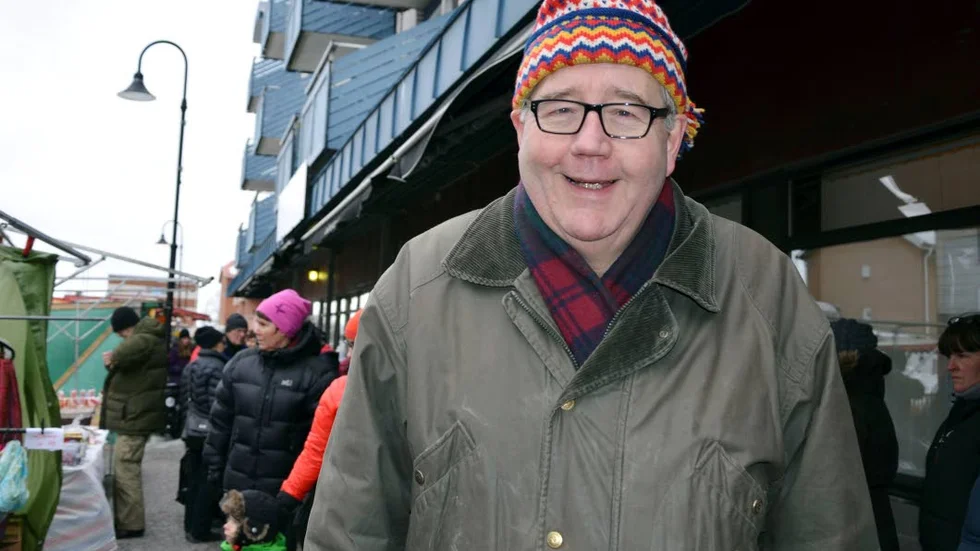 En glad marknadsgeneral, Mikael Fabricius.