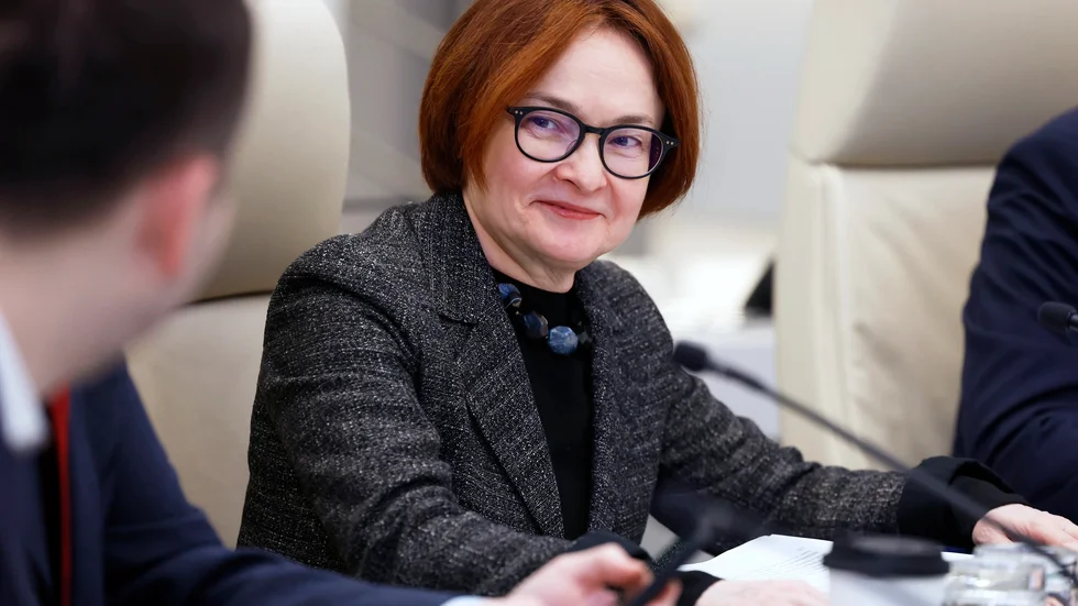 Ryska centralbankschefen Elvira Nabiullina höjer räntan. Arkivbild.
