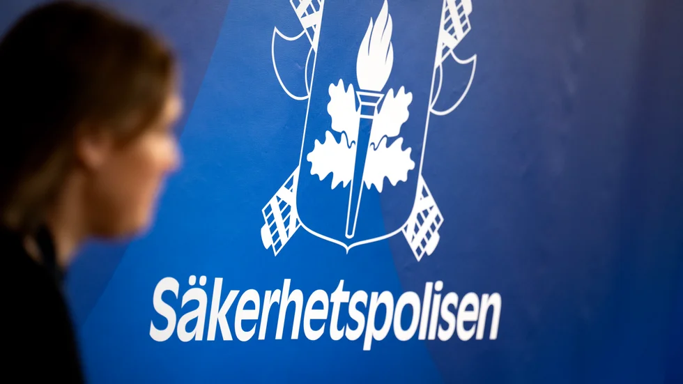 Förväntningarna på Säpo ska vara fortsatt höga. Samtidigt kan inte myndigheten på egen hand stoppa varje fara. Även företag och medborgare är viktiga komponenter.
