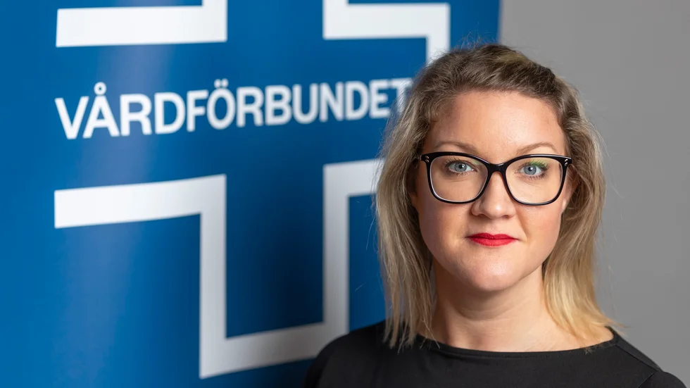 Emma Klingvall är avdelningsordförande för Vårdförbundet i Östergötland  och även ledamot i förbundsstyrelsen. 