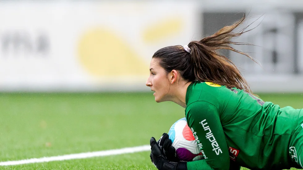 Ersmarkstjejen Lovisa Koss och hennes Linköping FC lottades mot Arsenal FC i kvalspelet till Women's Champions League.