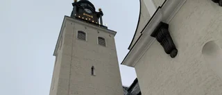 Varför går klockan i stadskyrkan alltid fel?