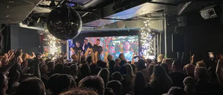Så festade hemvändarna på juldagen i Eskilstuna ✓Utsålt och köer ✓Karaoke ✓Dansgolv som kokade
