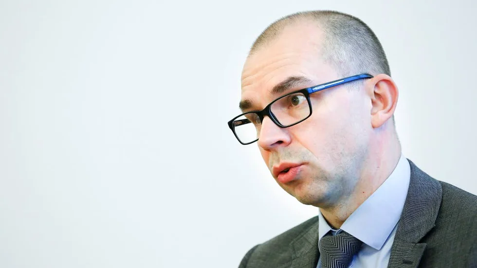 Flygvän. Niklas Nordström slåss för Bromma flygplats. Men gör han det som Luleås kommunalråd eller som ordförande för Svenskt flyg?