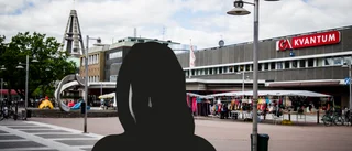 Attackerade sitt ex med kniv: "Vill du ha den i njuren?" ✓Hovrätten sänker fängelsestraffet