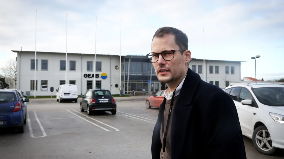 Prognosen är extremt dyr el i flera månader, innan priserna vänder nedåt igen till våren. Julius Bengtsson, marknadschef på Geab och vd på Gotlands Elförsäljning, berättar att regeringens stödpaket börjar betalas ut under februari och att det görs genom Försäkringskassan.