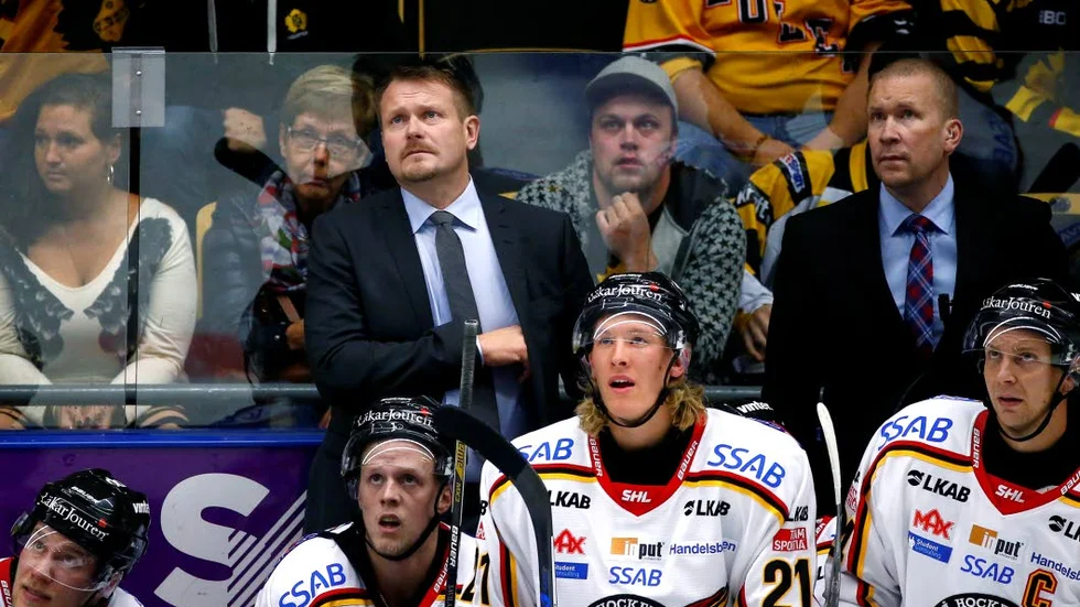 En skam. NSDs sportkrönikör Pelle Johansson tycker att Luleås guldbygge ser ut som ett korthus på kvicksand.
