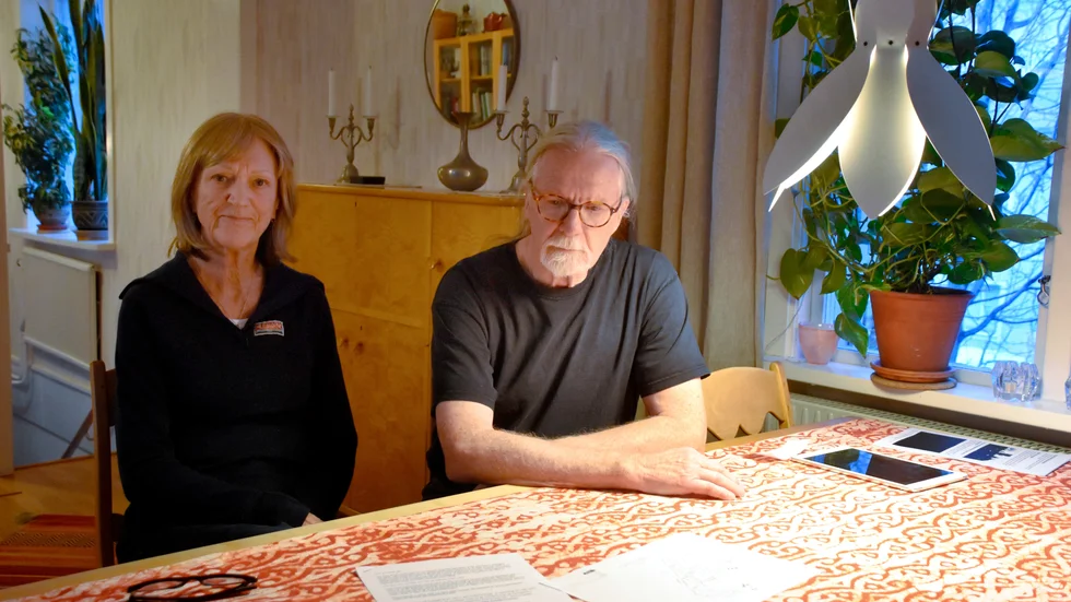 Curt Ekstedt och Eva Granlund är två boende som är kritiska mot byggplanerna på kvarteret Banvakten.