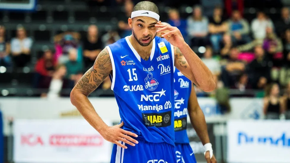 Amerikanen. Jaraun Burrows, LF Basket.