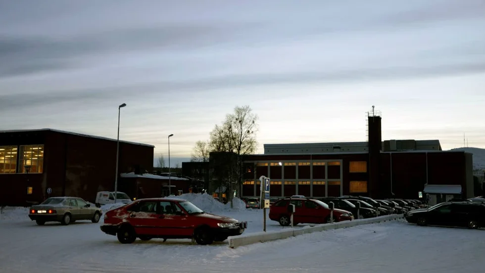MISSLEDDA. I måndags beslutade kommunstyrelsen i Gällivare att de nya badhuset skulle placeras bakom Gällivare badhus. Nu planerar allianspartierna i Gällivare att riva upp det beslutet i Fullmäktige." Det här är illa skött av socialdemokraterna", säger Lars Alriksson, M, blivande kommunalråd.