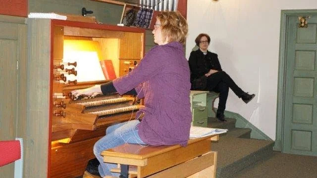 Organisten Christiane Rödder Steiner.