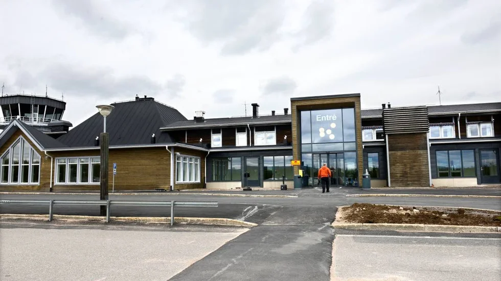 Fripassagerere. Arvidsjaurs flygplats, där BKM Scandinavia är hyresgäst.